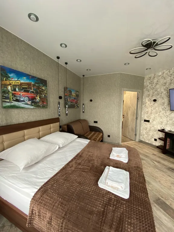 Двухкомнатный премиум апартамент с кондиционером, джакузи и камином