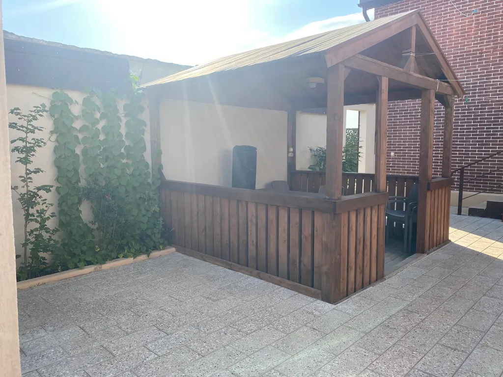 Дом у моря Маяк