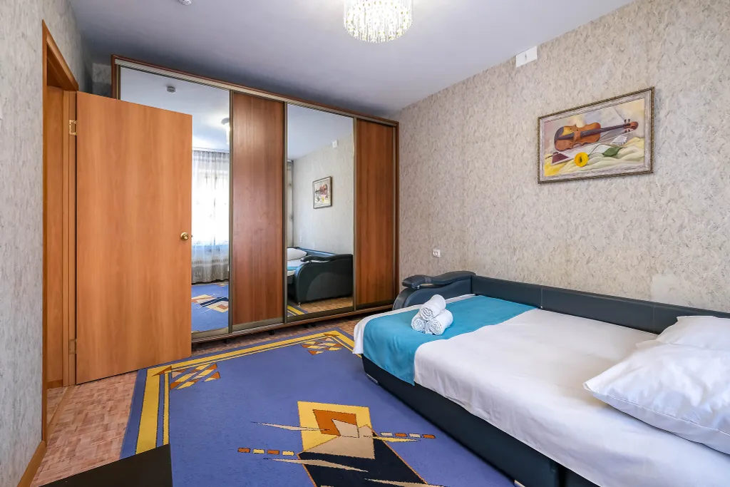 Современная квартира рядом с аэропортом имени Покрышкина