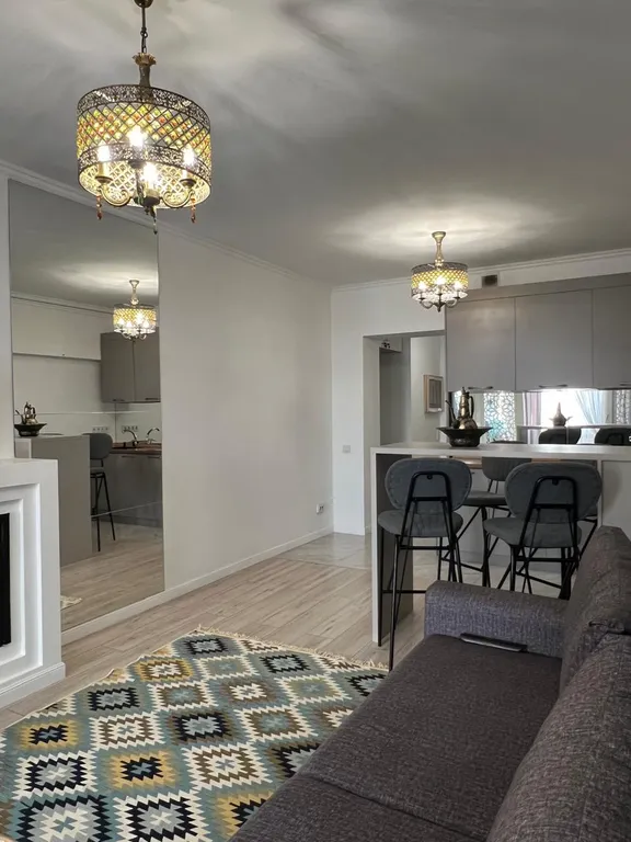 Восточный стиль, золотой квадрат алматы