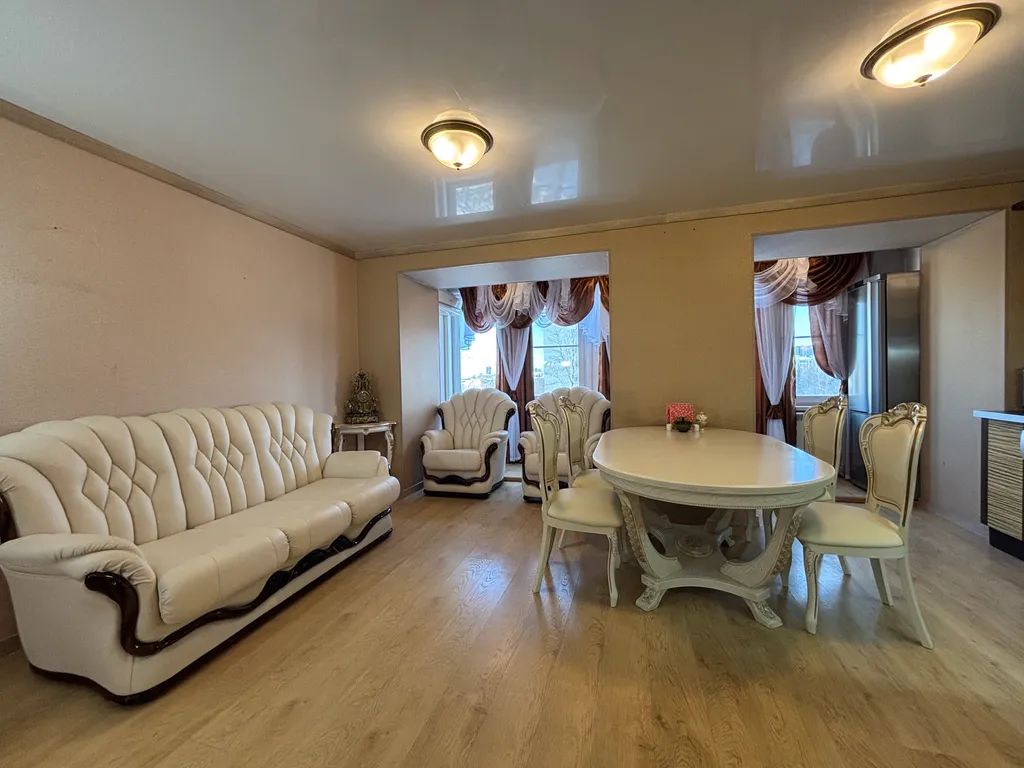 2-квартира на Уральских Пельменях с джакузи