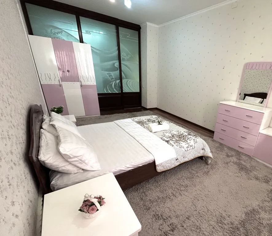 4-комнатная Квартира