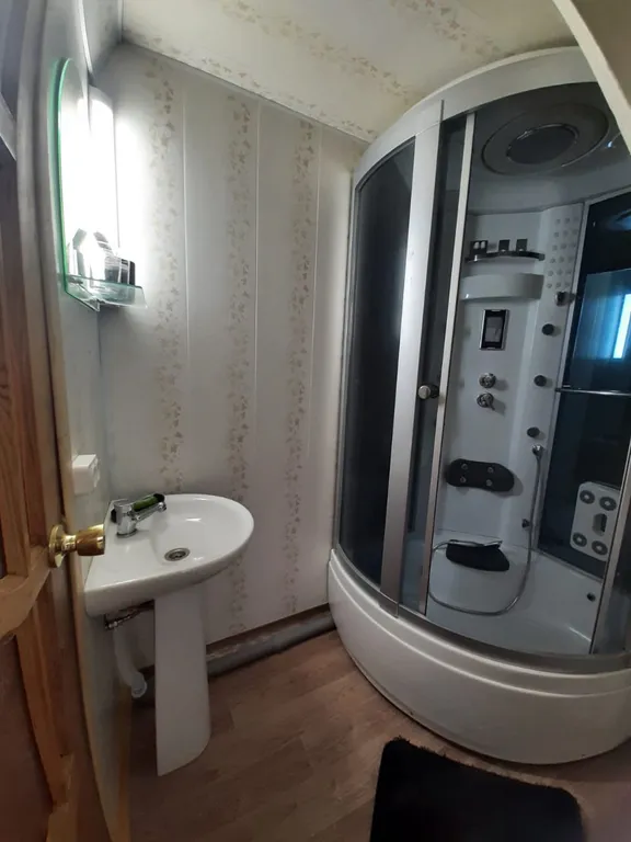 Дом у лесного пруда