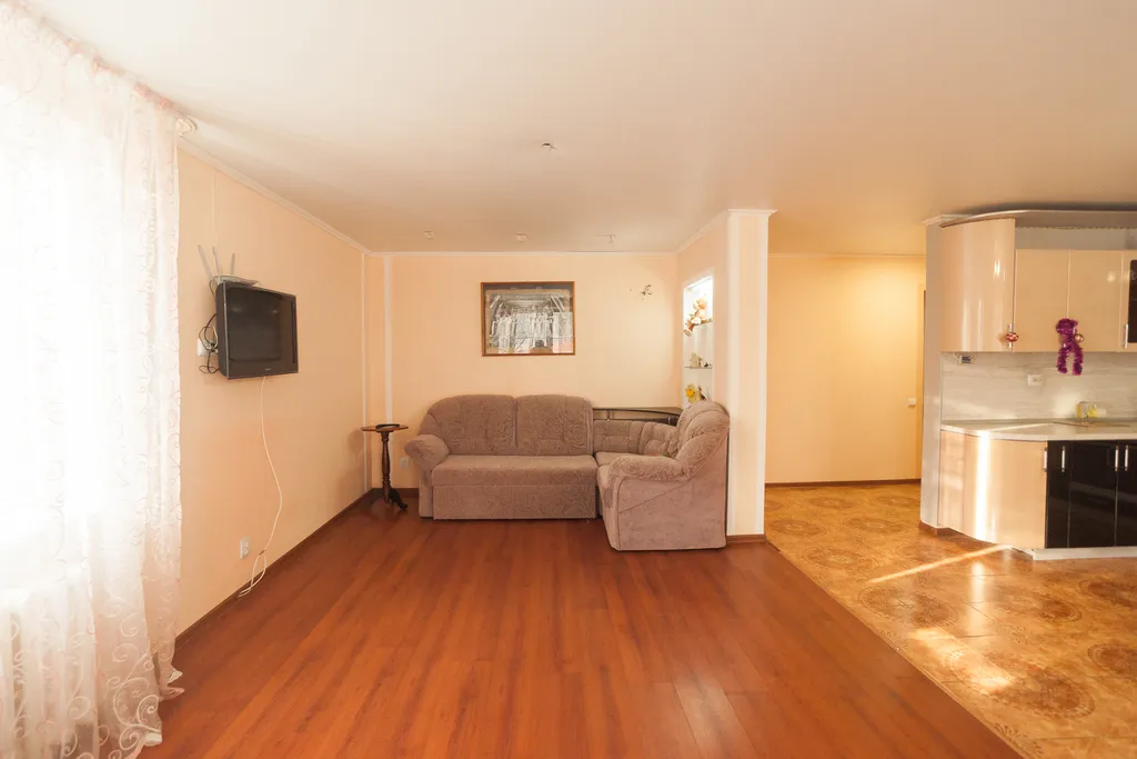 Уютная трехкомнатная  квартира в центре