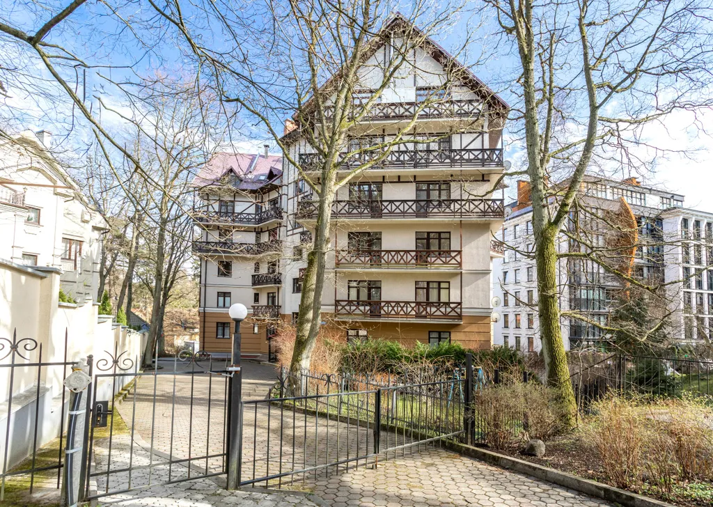 Трехкомнатная VIP квартира "Балтика" 
в центре|6 гостей , мансарда