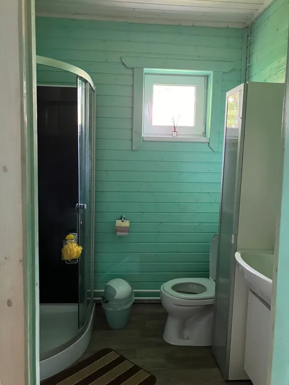 Уютный теплый дом в живописном месте