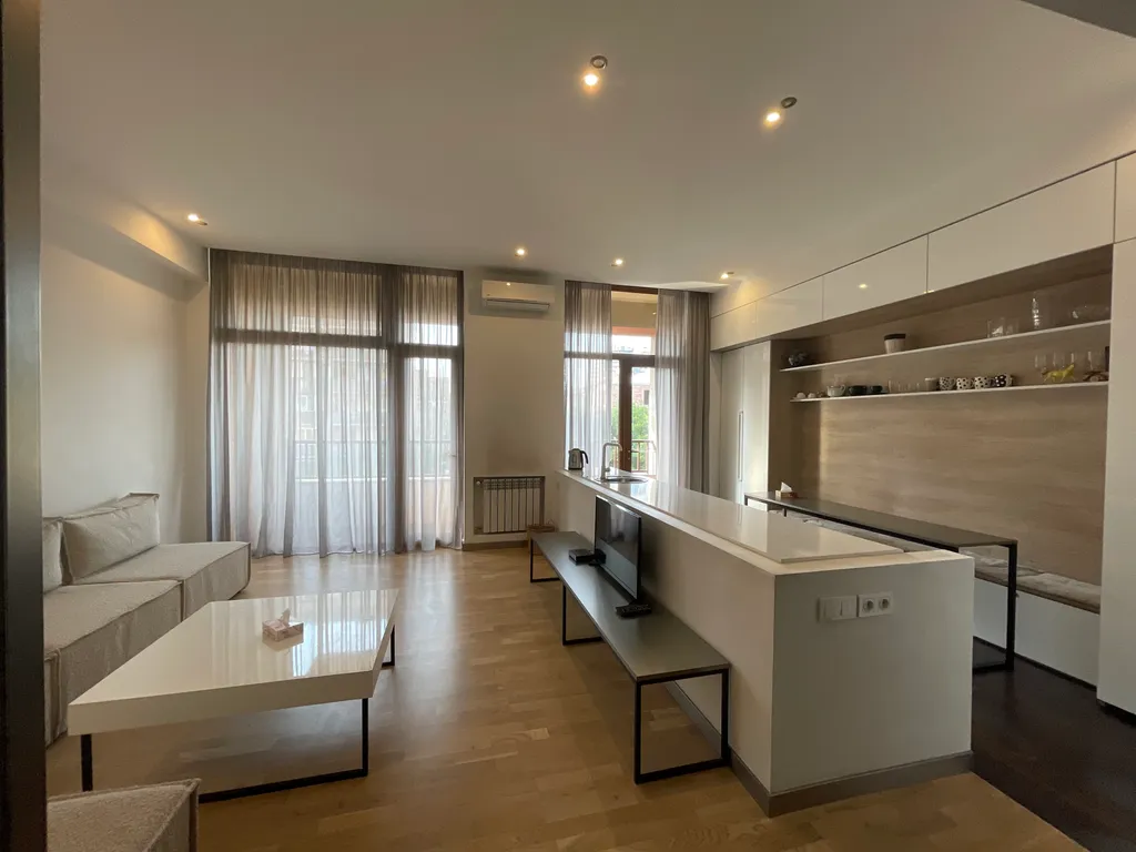 Метро Апартамент