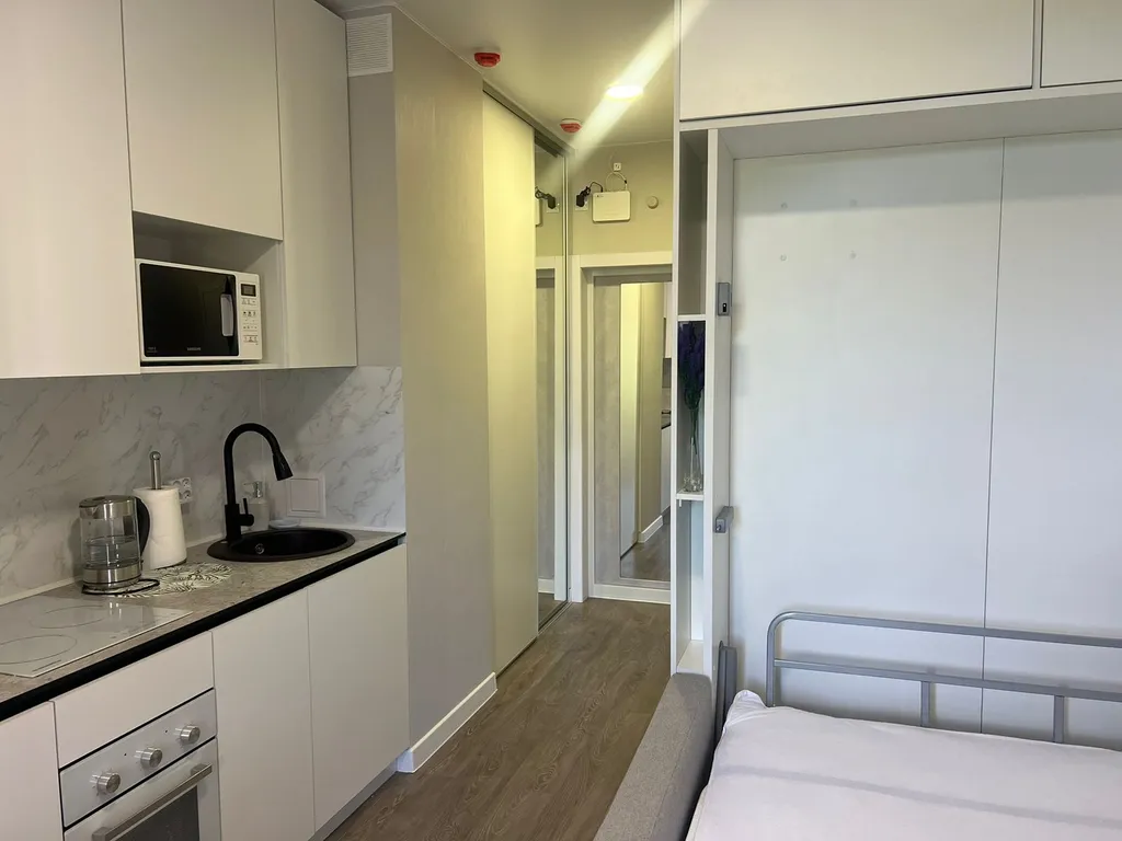 56 студия с бассейнами