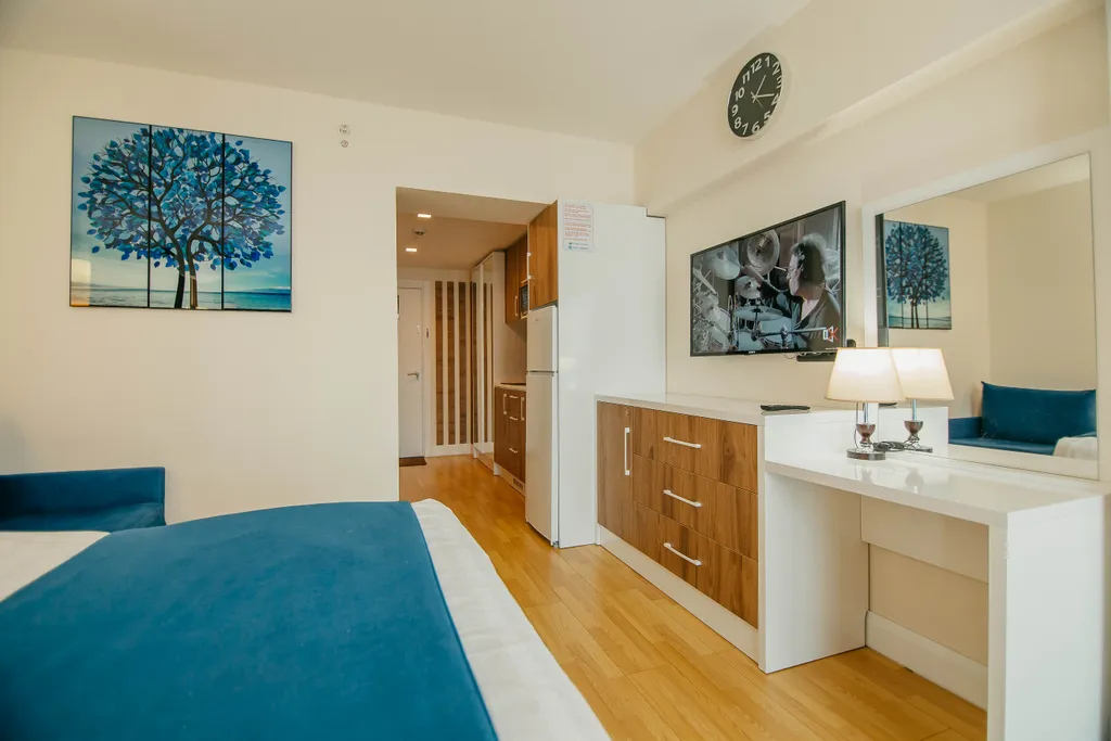 Студия с видом на море