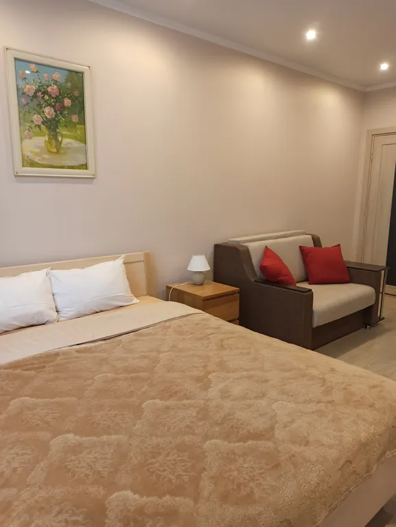 Уютная евродвушка с закрытой стоянкой