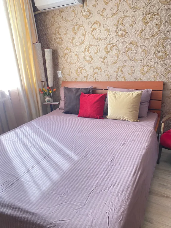 Уютная квартира на 1 этаже — аренда посуточно в Сальск