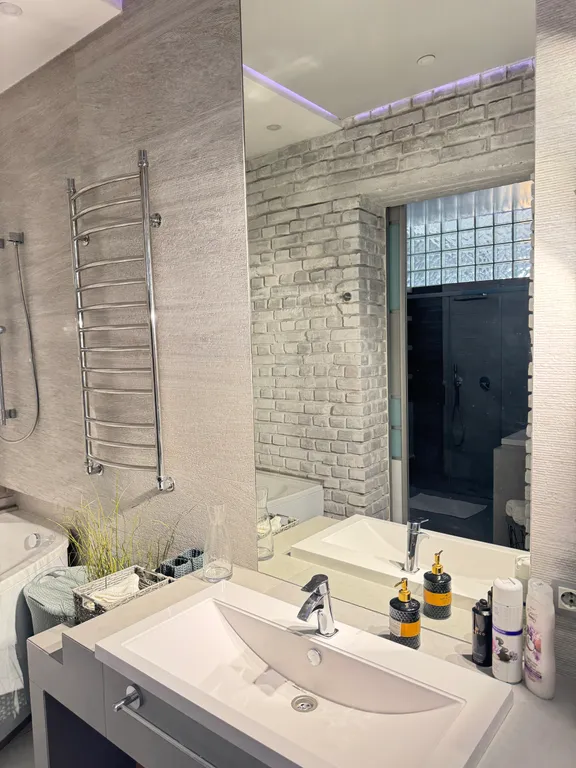 Квартира Квартира Exclusive apartment with jacuzzi in the center — Минск