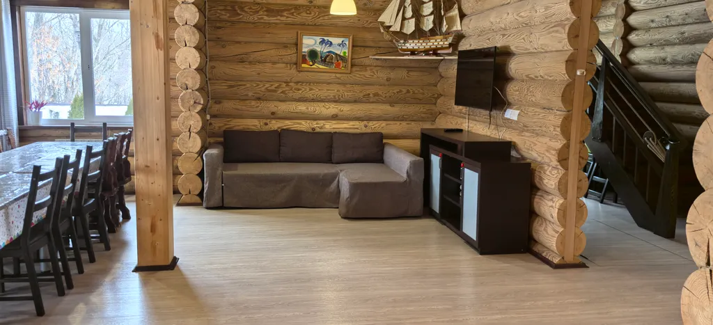 Срубовой коттедж на берегу Волги