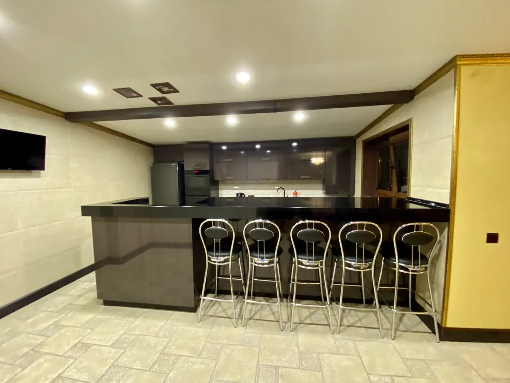 Двухуровневый пентхаус с панорамой на горы