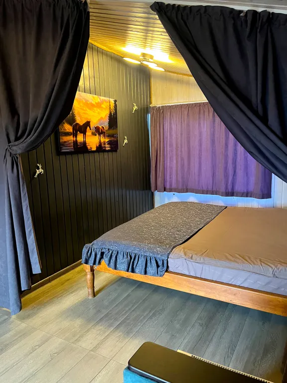 Уютный номер с видом на горы