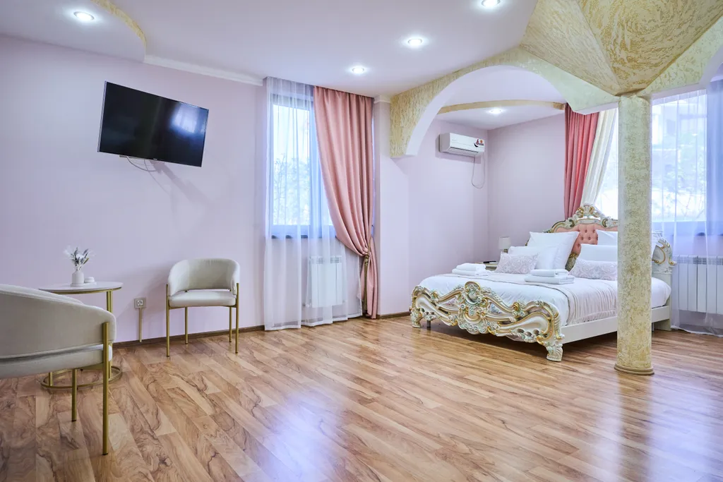 6-комнатный Дом