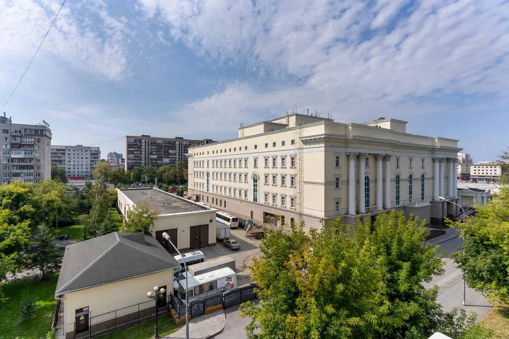 Квартира Уютная и просторная квартира в центре — Тюмень