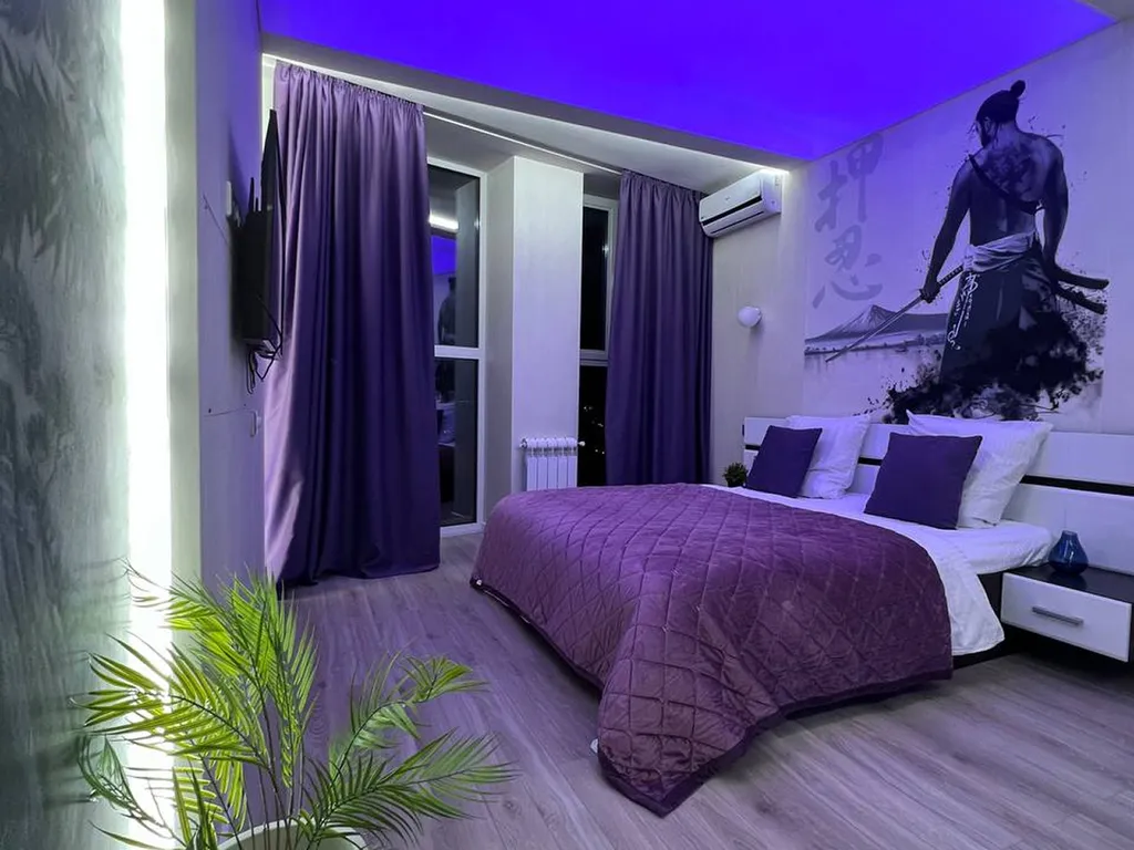 Современная квартира с панорамным видом на Волгу (Уютный Дом)