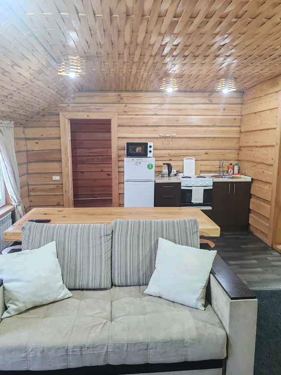 Второй этаж-студия в двух этажном доме