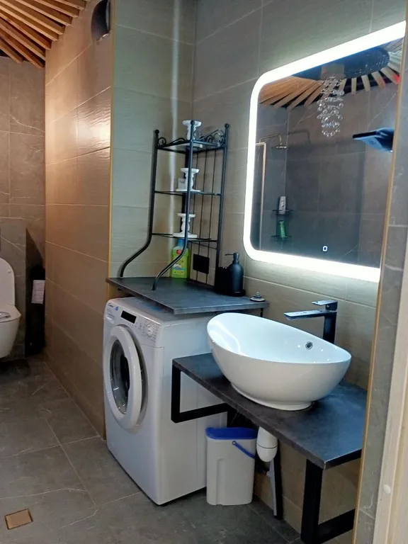 Чистая, уютная 2-комнатная квартира с ремонтом