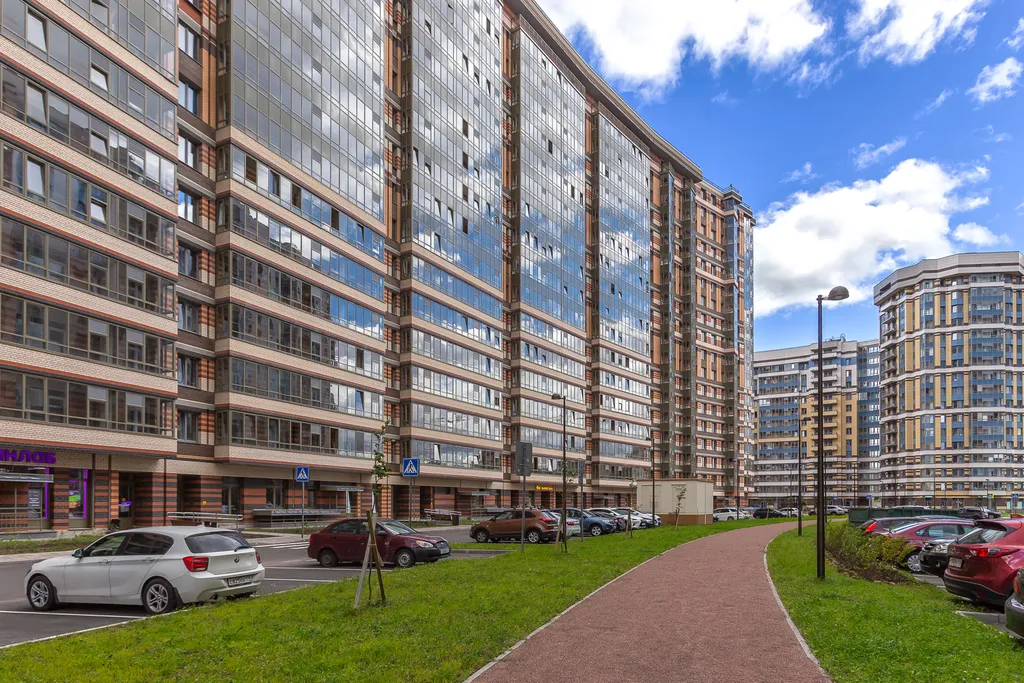 Стильная квартира у метро Пионерская и Алмазова