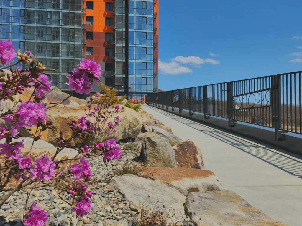 Уютная квартира в новом доме+парковка+удобное расположение