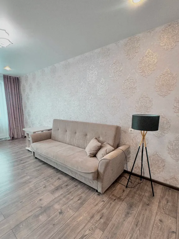 Двухкомнатная квартира рядом с Лентой