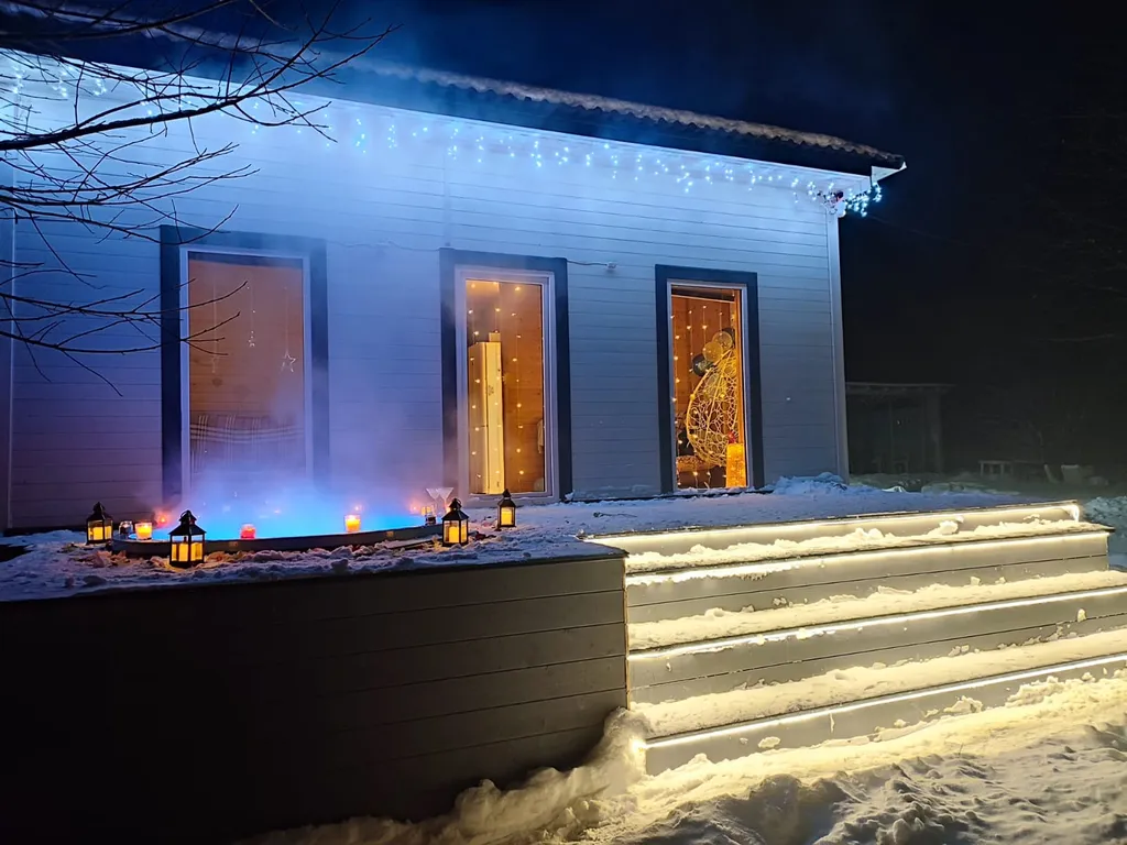 Домик в лесу с собственной горячей купелью 15 минут до центра города