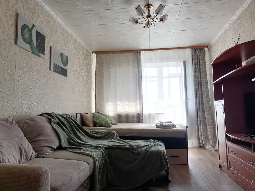 Квартира с видом на сквер