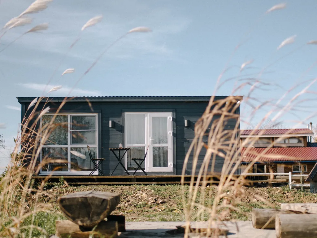 Коттедж Aмбаркаса Farm - дом для двоих и SPA-ванна — Калмань