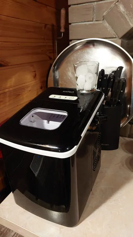 Коттедж с баней и джакузи для семейного отдыха