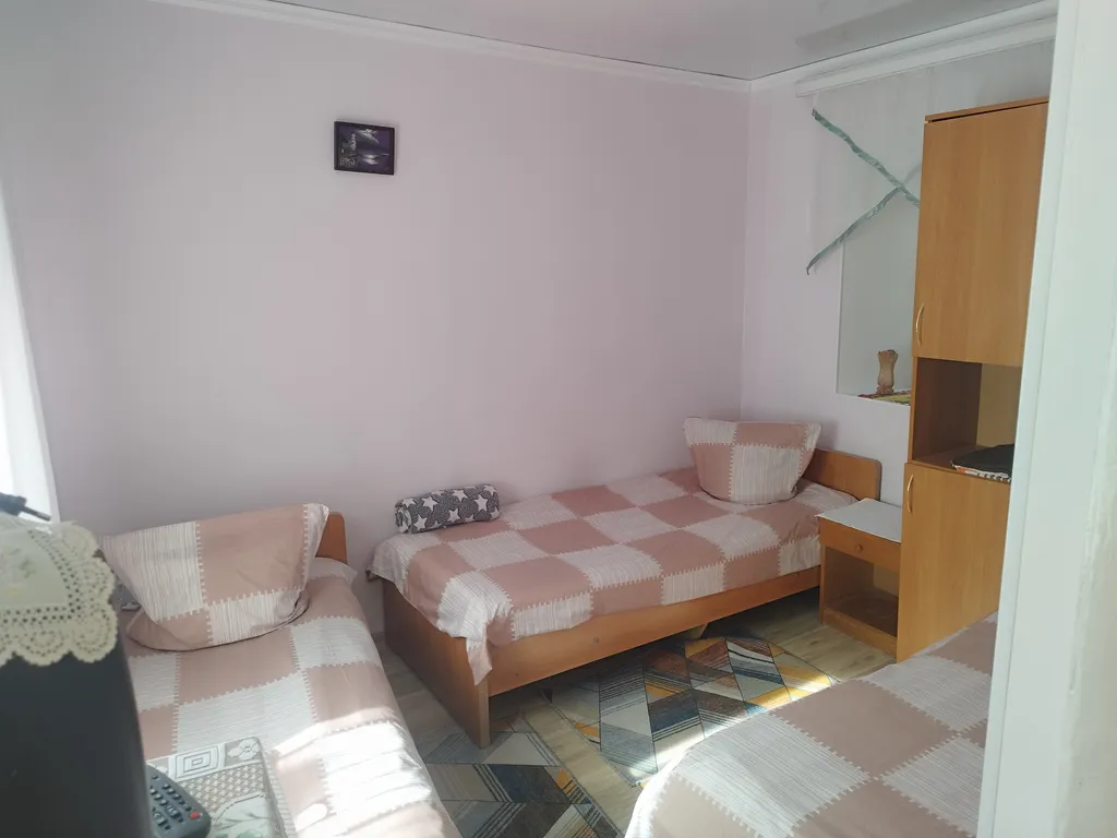 Дом возле набережной