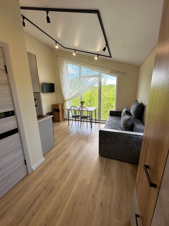 Апартаменты с видом на лес в 10 метрах от озера Банное