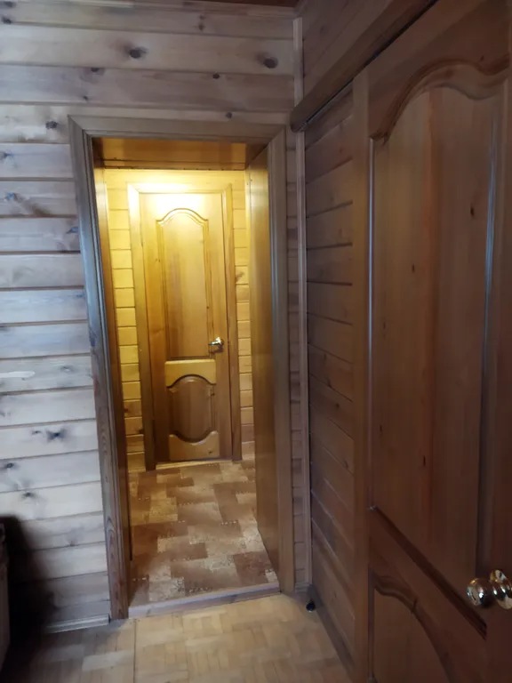 Небольшой уютный дом на спокойной улице