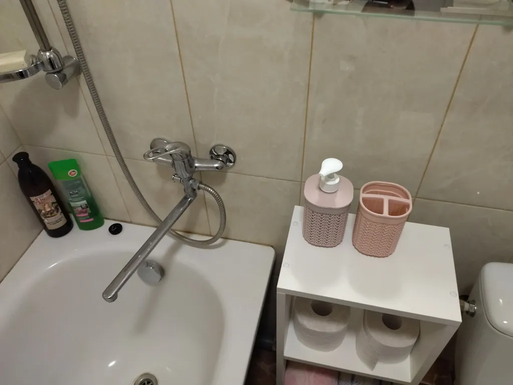 Квартира Уютная теплая однокомнатная квартира в центре города возле набережной озера — Калининград