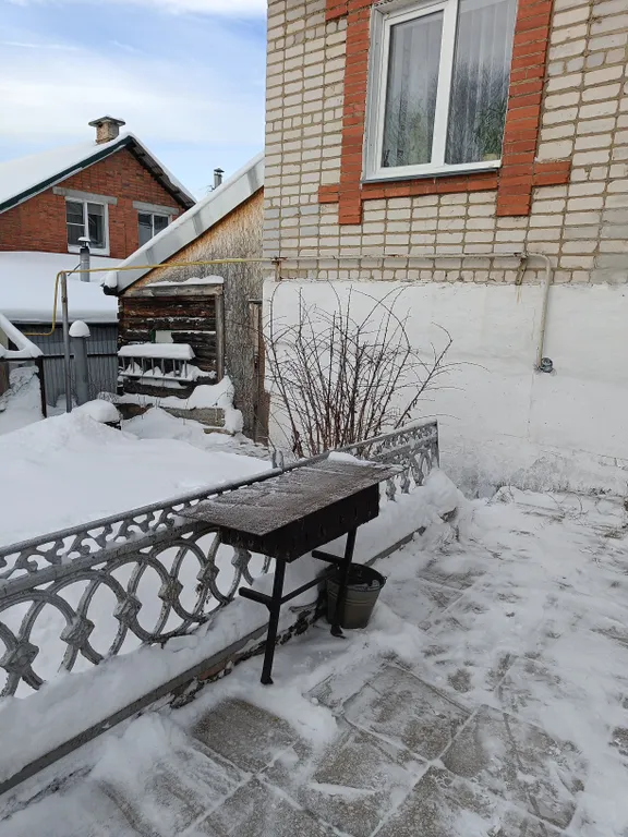 Уютный коттедж рядом с лесом и с видом на горы, в 10 минутах от горнолыжки