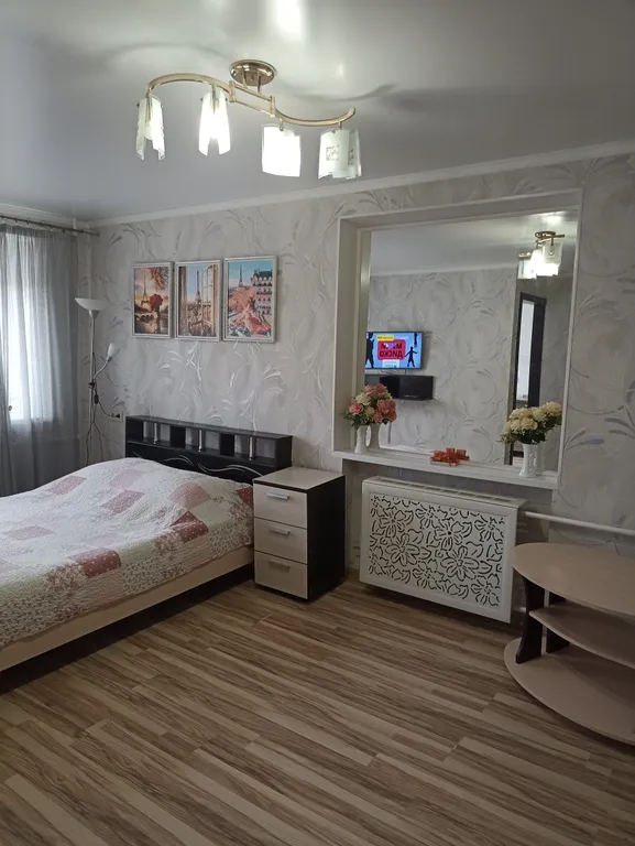 Уютная, теплая, чистая квартира в центре — аренда посуточно в Магнитогорск