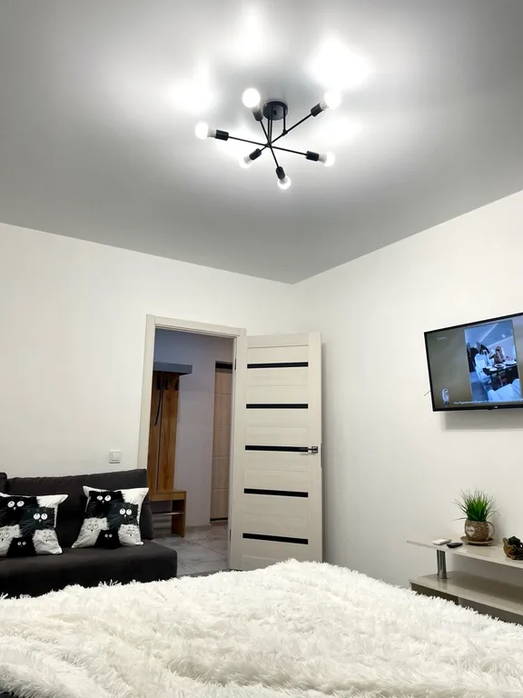 Панорамный огромный 2-х комнатный номер в новом ЖК, парковка