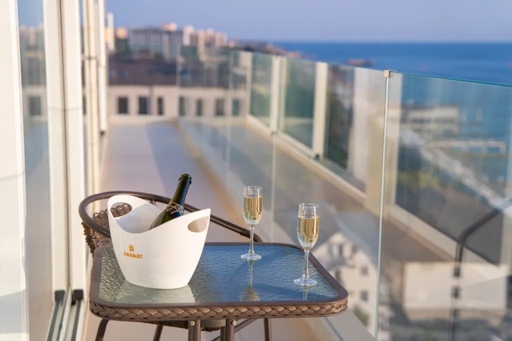 4-комнатная Квартира