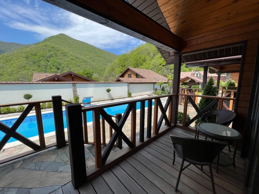 Дом с видом на горы