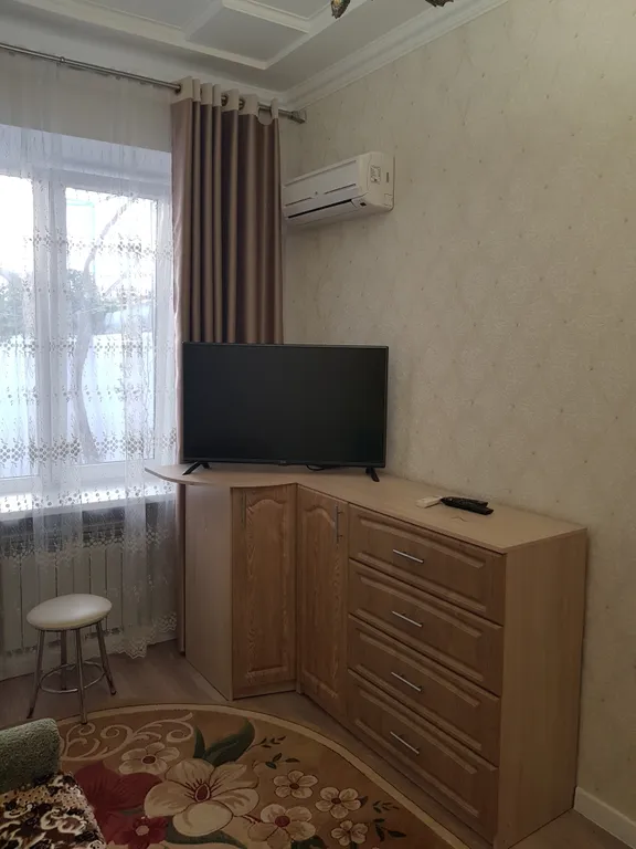 Квартира 2-комнатная Квартира — Евпатория