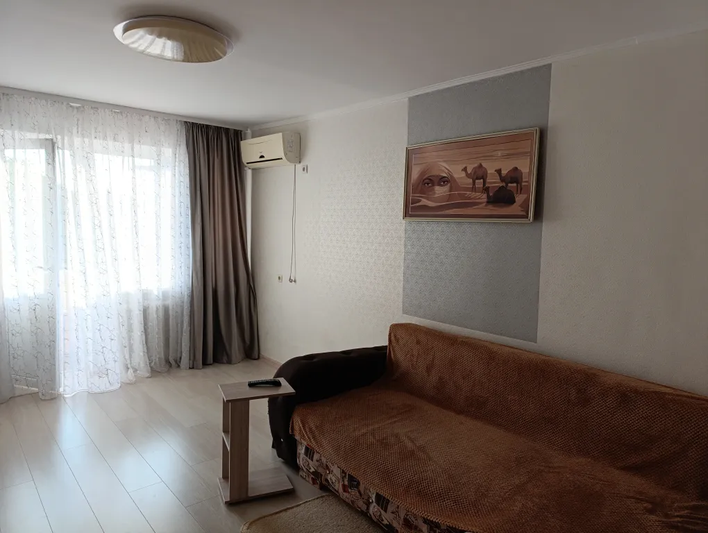 Квартира 2-комнатная квартира в удобном месте для жизни и отдыха — Евпатория