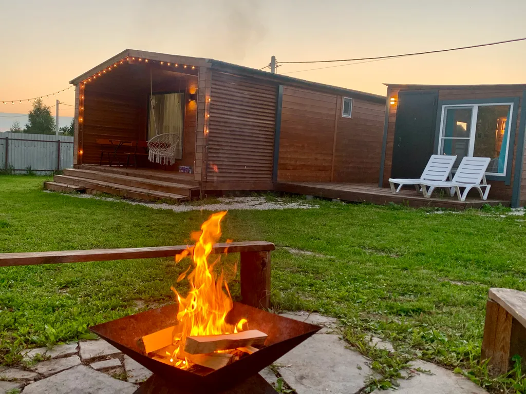 Семейная дача с сауной и камином