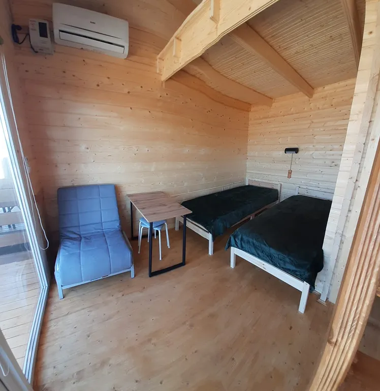 Коттедж Домик без кухонной зоны — Кучугуры