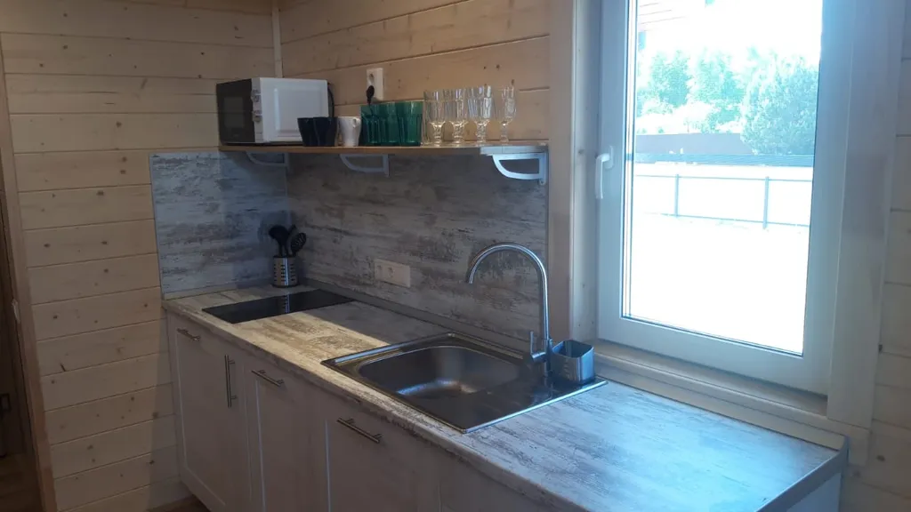 Уютный коттедж на первой линии озера Селигер