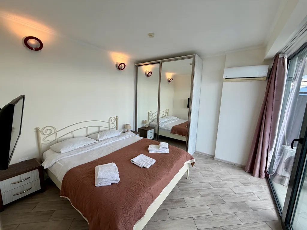 Orbi Beach Tower №1812 — море, парк, небоскреб