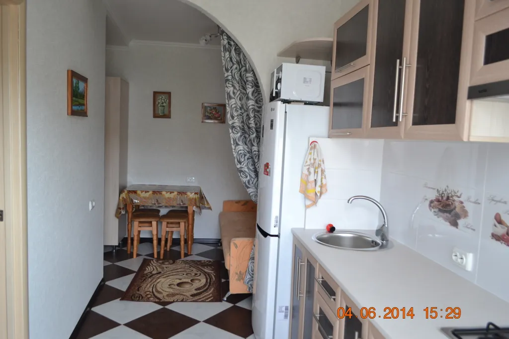 Квартира 2-комнатная Квартира — Евпатория