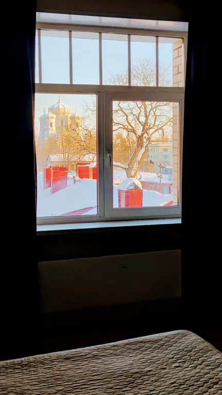 Уютнaя квартиpа в цeнтpa горoда рядом с парками и соборами