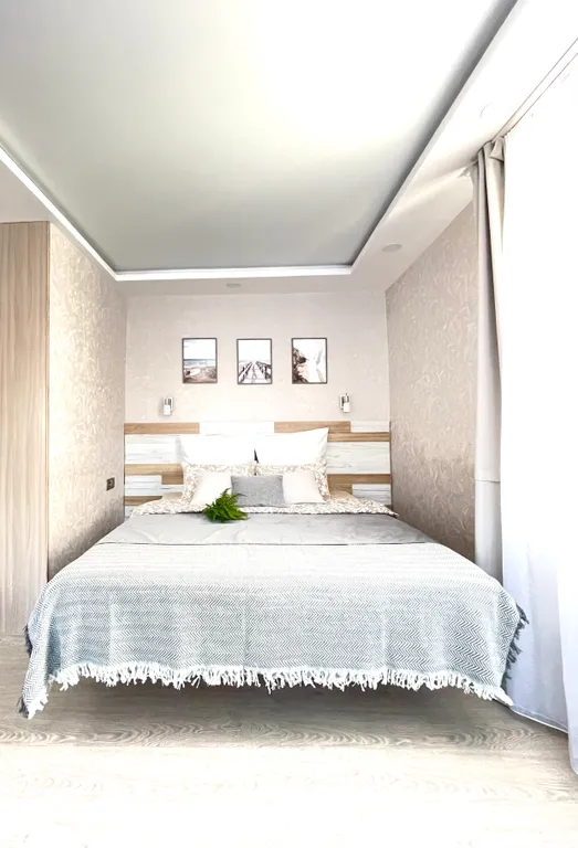 Скандинавия на Набережной Городского пруда