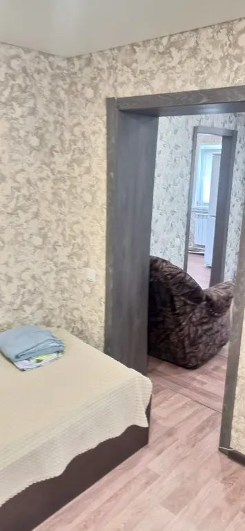 Трёхкомнатный дом в черте города с беседкой и мангалом.